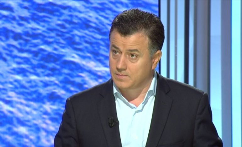 Flamur Noka “I VENDOSUR”: Vettingu i politikanëve do bëhet, Rama po përpëlitet