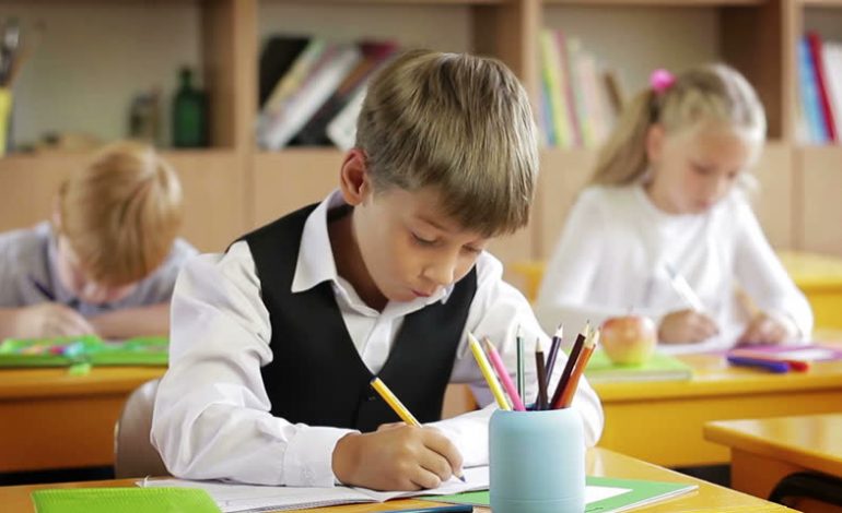 POPULLI MË ARSIMDASHËS?/ Shqipëria me shpenzimet më të ulëta për arsimin në rajon, në raport me…