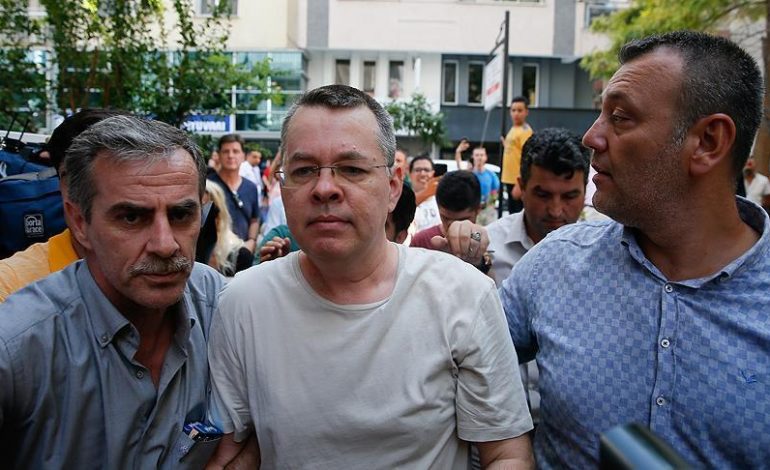 ARRESTIMI I PASTORIT AMERIKAN/ Gjykata turke refuzon sërish kërkesën për lirimin e tij