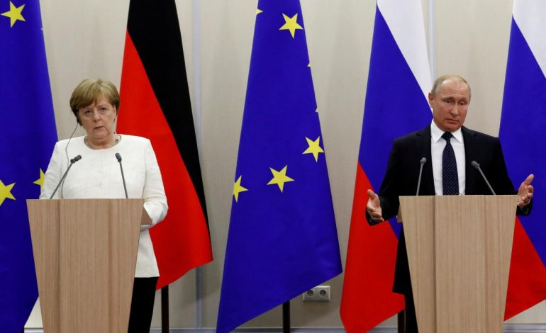 TAKIMI MERKEL-PUTIN/ Dy liderët sot “shtrëngojnë” duart. Fokusi i takimit Siria dhe Ukraina