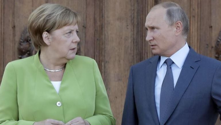 KRIZA NË SIRI/ Merkel: Rusia ka përgjegjësi, Putin: Europa të kontribuojë financiarisht