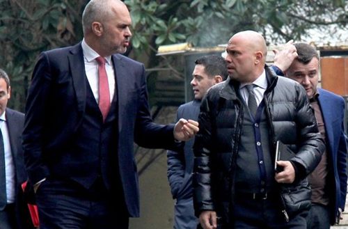 SHEMBJA E URËS NË GENOVA: Manjani sulmon Ramën: “Turp e faqe e zezë! Hipokrizi bajate!”