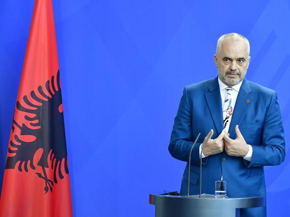 INTERVISTA/ Refugjatët, Rama: Nuk kërkuam asgjë. Italia na mbështeti dikur edhe ne duhet ta bënim