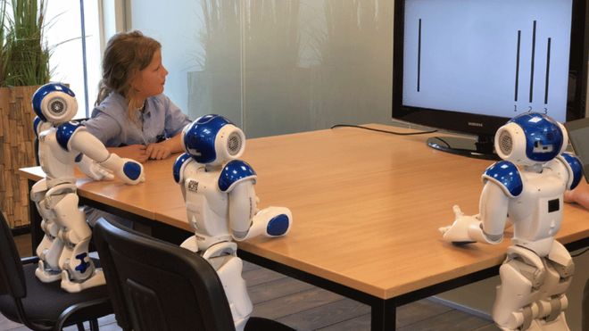 NDIKIMI NGA ROBOTËT/ Të rriturit rezistojnë ndaj tyre. Por gjeneratat e ardhshme rrezikojnë të…