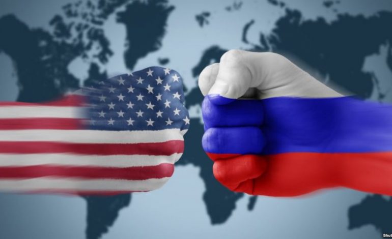 PENGIMI I BANKAVE, AKT LUFTE EKONOMIKE/ Rusia paralajmëron SHBA-në