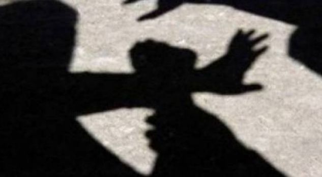 TRAGJIKE/ U dhunua seksualisht, studentja mbyt vetën