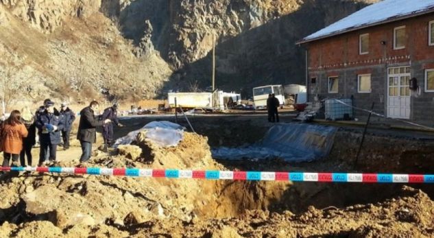 VARREZAT MASIVE TË SHQIPTARËVE/ Serbia nuk lejon pllaka përkujtimore apo memoriale
