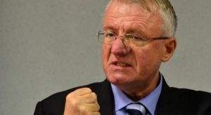 Sheshel: Kosovën dhe Shqipërinë deri në Durrës do t’i marrim me luftë, pasi NATO të largohet