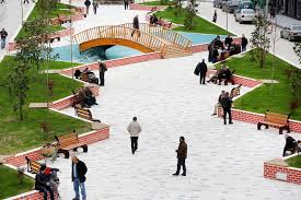NDODH NË DURRËS/ Bën “të fortin” me policët në mes të rrugës. Burri e pëson keq kur…