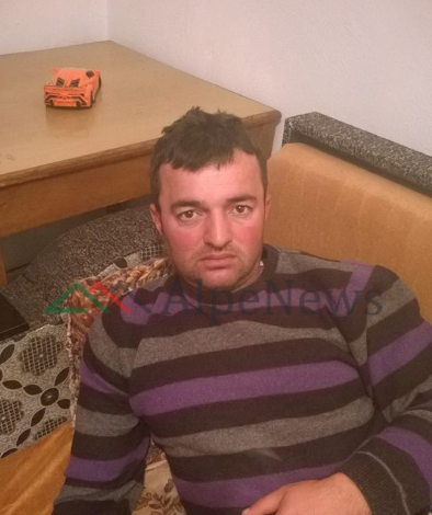 E TRISHTË/ Kush është 39 vjeçari nga Gramshi që u gjet i VETËVARUR në banesë (FOTO)