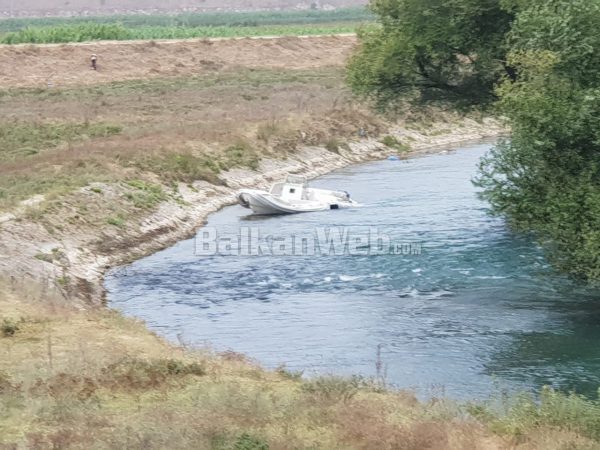 GOMONIA E BRAKTISUR NË SARANDË/ Detajet: Dyshohet se u përdor për TRANSPORT droge. Policia…