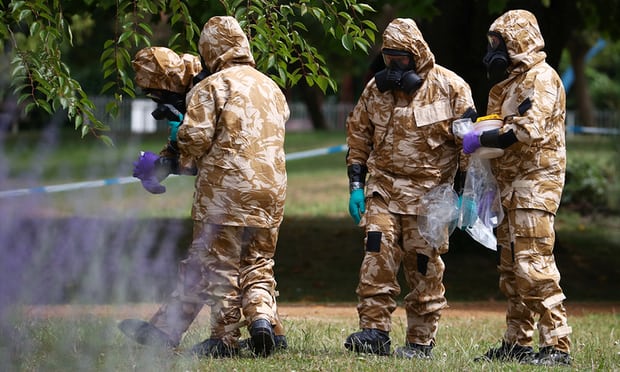 RUSI-BRITANI E MADHE/ Sulmi me “Novichok” në Salisbury, Britania i kërkon Moskës të…