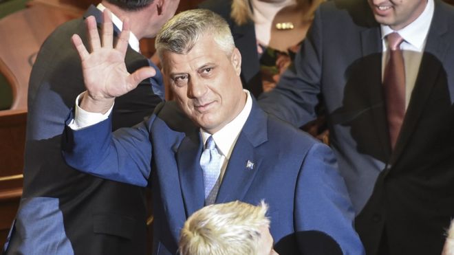 DEBATI PËR KUFIJTË/ Thaçi debaton në “Twitter” me ish kryeministrin suedez Bildt