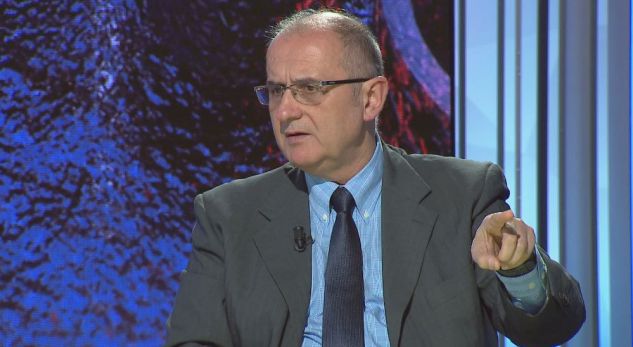 DEBATI I KUFIJVE/ Vasili: T’i jepet fund këtij debati, ja çfarë thoshte Xhorxh Bush