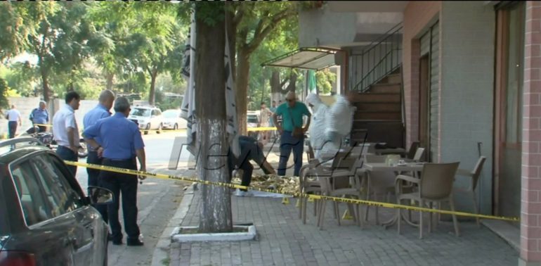 ATENTATI NDAJ SHKODRANIT/ Detajet: Si u qëllua me 10 PLUMBA viktima në rrugë (VIDEO)