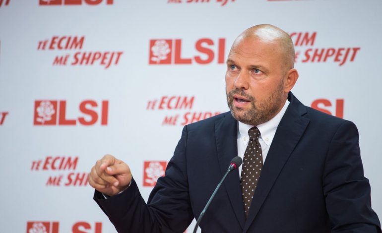 DEKLARATA/ Manjani: Shqiptarët konsumojnë propagandë! Gënjehen, mashtrohen e vetpallohemi çdo ditë