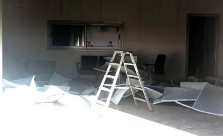 DJEGIA E MAGAZINËS MË FIER/ Zjarrfikësit arritën të nxjerrin 6 bombola gazi. Çfarë ka mbetur pas flakëve (FOTOT)