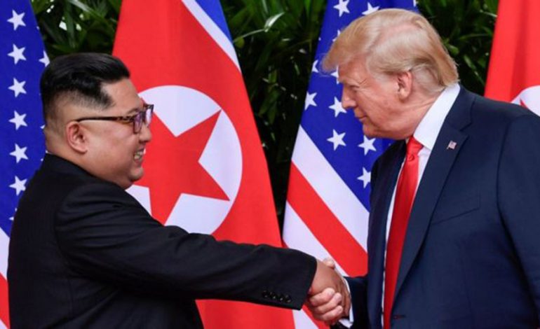 MARRËDHËNIET KINË-SHBA/ Kim Jong-un fton Trumpin për një takim të dytë