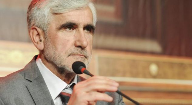 SKANDAL NË KOSOVË/ Ish-ministri i shëndetësisë akuzohet për sulm seksual ndaj një 17-vjeçareje