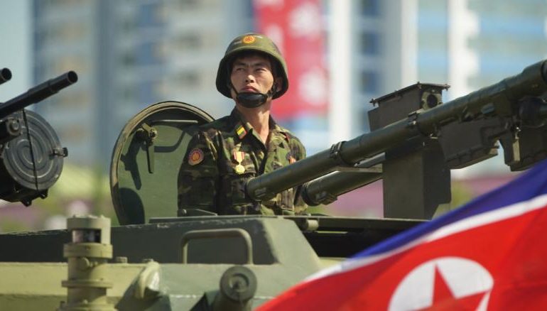 KOREJA E VERIUT/ Feston 70-vjetorin e krijimit të shtetit përmes një parade të madhe ushtarake
