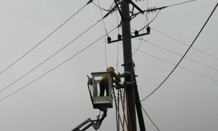 NDËRPRERJE TË ENERGJISË ELEKTRIKE/ Njoftimi: Ja cilat janë ZONAT që nuk do kenë drita në Tiranë
