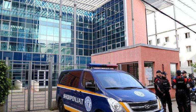 PËRPLASJA PËR DOSJEN “SHULLAZI”/ Transferimi i prokurorëve, publikohet dokumenti (FOTO+VIDEO)