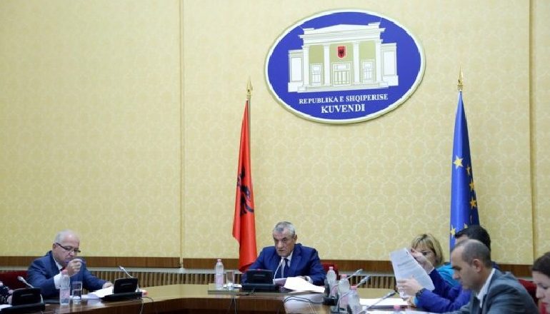 KONFERENCA E KRYETARËVE NË KUVEND/ Ruçi nis diskutimin, PD denoncon krimet e fundit: Pse nuk tregoni…
