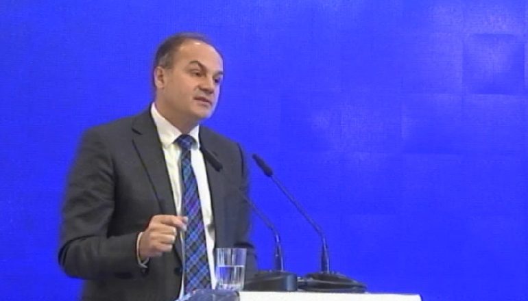 ÇËSHTJA E KUFIJVE/ Hoxhaj: Kosova parashikon të arrijë një marrëveshje me Serbinë