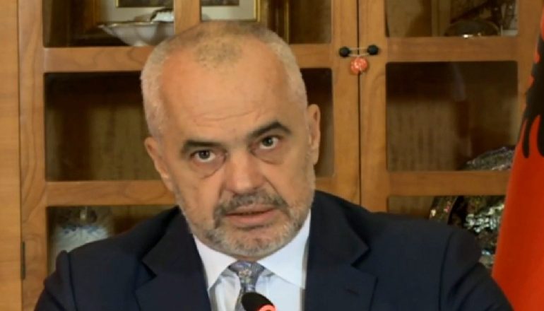 PLANI I VITIT 2019/ Rama: Do të shtohen 32 ambulanca të reja, shërbimi mbetet problematik