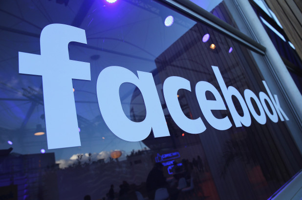 E KONSIDEROJNË “MASHTRUES”/ Përdoruesit kritika të mëdha ndaj “Facebook” për reklamat