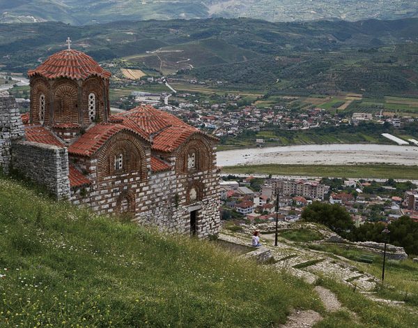 Faqja më e njohur koreanojugore: Shqipëria pika kulmore!
