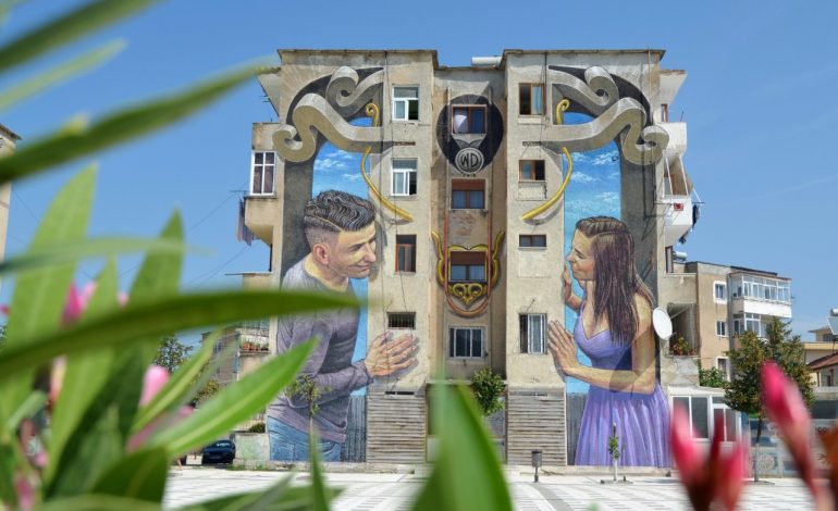 “Wild Walls”/ Revista prestigjoze përzgjedh muralen në Urën Vajgurore si një nga 10 më të mirat në botë (FOTO)