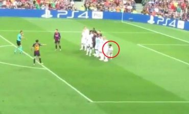 Ja pse arbitri nuk e lejoi Lozanon të qëndronte në gjunjë gjatë golit të Messit