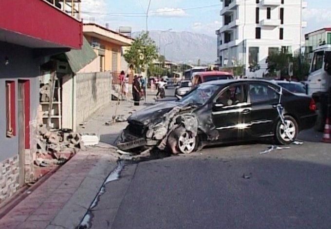 AKSIDENTET NË TIRANË/ Në pesë rastet e fundit, shtatë të plagosur të cilët kanë përfunduar…