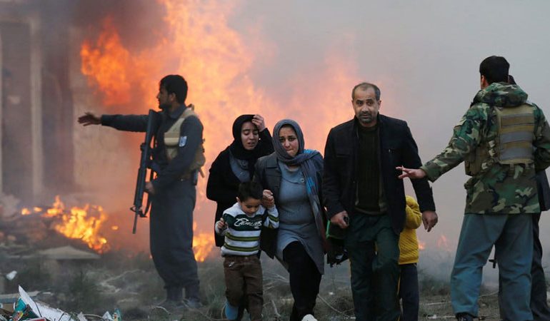 LUFTA CIVILE NË AFGANISTAN/ Talebanët marrin qarkun e Khamyab