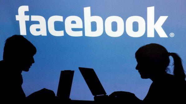 BIE BESIMI TEK FACEBOOK/ Një në katër amerikan, fshin aplikacionin