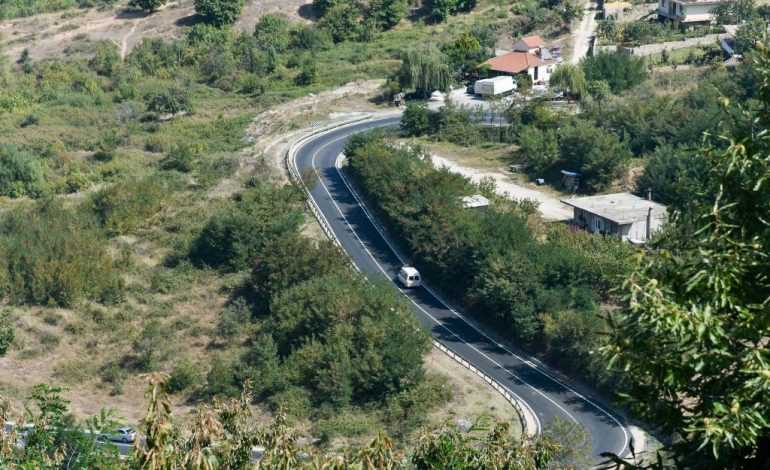 RRUGA POGRADEC-QAFË PLLOÇË/ Gjiknuri: Do të përfundojmë edhe rrugët e nisura brenda afatit