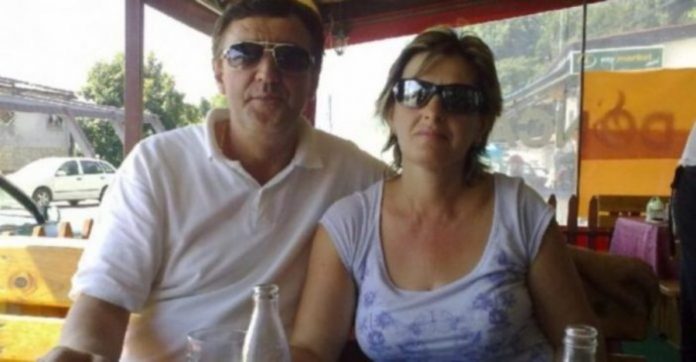 U GJENDËN TË VRARË FAMILJARISHT NË OBORR/ Vajza e prindërve të vdekur pranon fajin: Unë qëllova