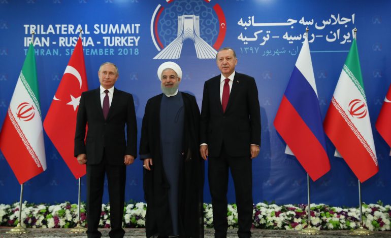 SAMITI TREPALËSH/ Erdogan: Qëllimi i tij është të kërkohen rrugë për t’i dhënë fund dramës humanitare në Siri