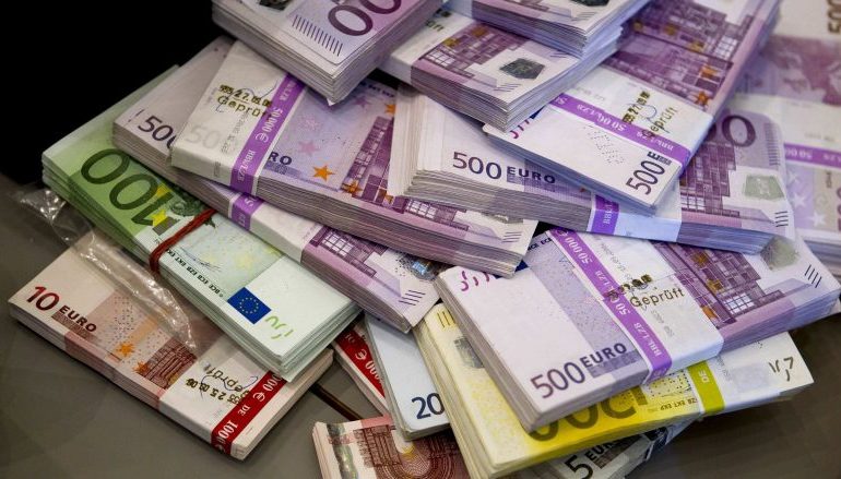 E FUNDIT/ Gjykata sekuestron 1.2 milionë euro. Do të përdoreshin për aktivitet kriminal