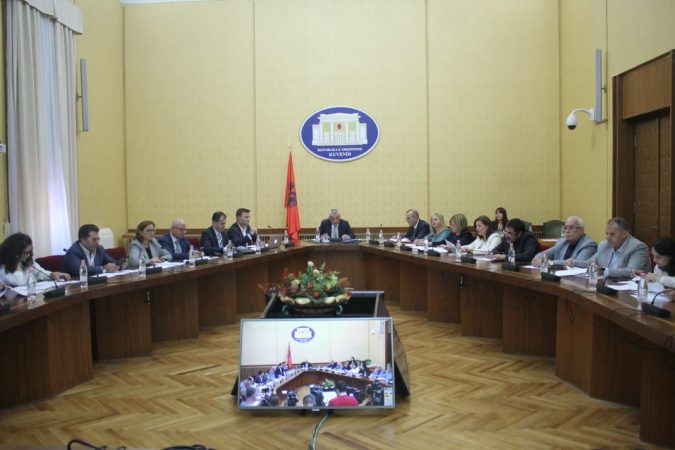 VETTINGU I POLITIKANËVE/ Bylykbashi: I pavarur dhe me mbikëqyrje ndërkombëtare