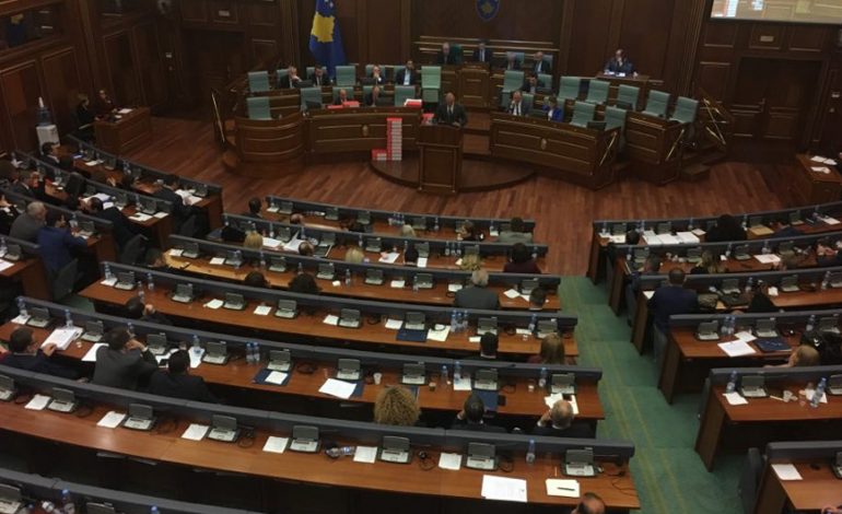 “KORRIGJIMI I KUFIJVE”/ Dështon sërish seanca e kërkuar nga opozita në Prishtinë