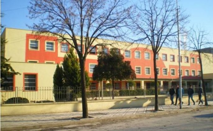TAKIMI ME MËSUESIT/ Rama: 10 mijë nxënës hyjnë në shkolla tërësisht të rindërtuara