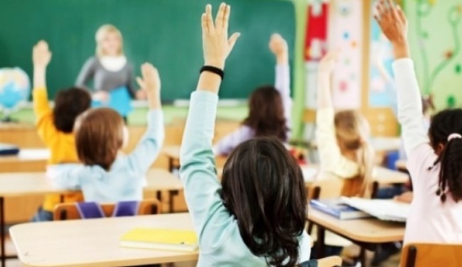 VITI I RI SHKOLLOR/ Çfarë po ndodh me fëmijët, 260 mijë nxënës më pak se në 1991