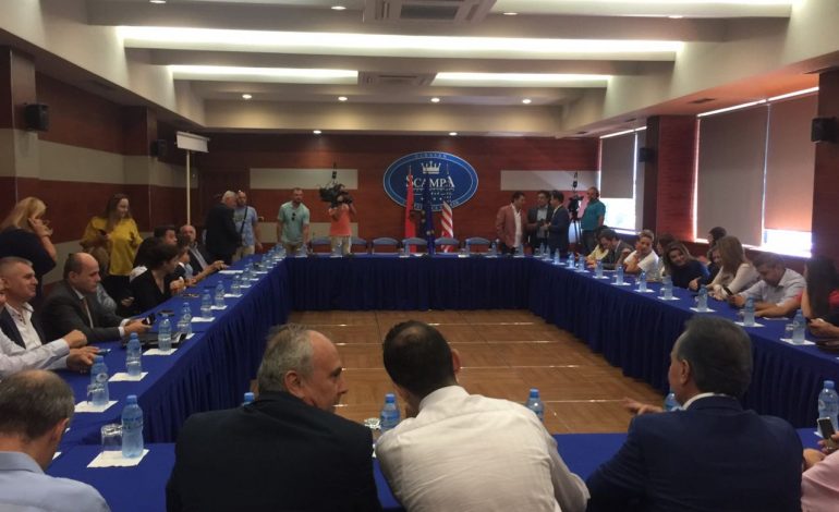 DY TAKIME BRENDA 5 DITËSH/ Çfarë u tha në Shkodër dhe “vendimi” që mori opozita në Elbasan