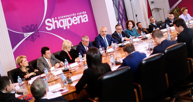 NISJA E SESIONIT TË RI PARLAMENTAR/ Rama “nxjerr” të fshehtat nga mbledhja e Kryesisë: Ja çfarë po flitet (FOTO)