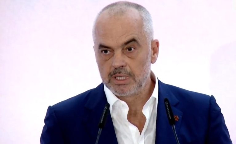 PAS ASAMBLESË/ Rama publikon sloganin e ri, Spiropali pozon me zëvendësin e saj (FOTO)