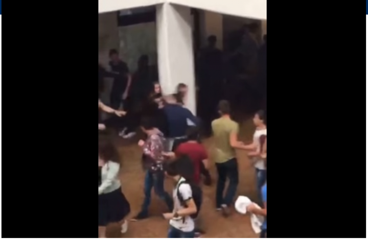 SHERR MASIV NË FIRENCE/ Përplasen dy grupe, shqiptarët masakrojnë afrikanët