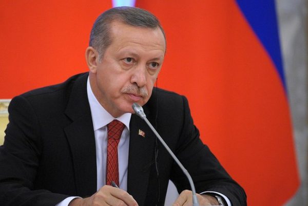 LUFTA NË SIRI/ Erdogan premton vendosjen e zonave të sigurta në operacionin ushtarak