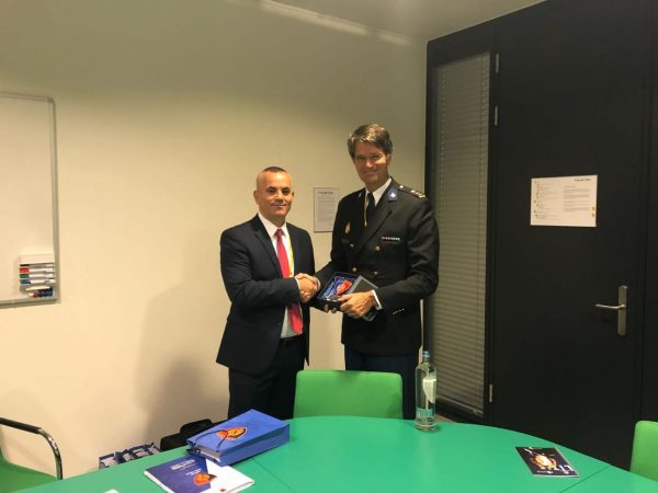 SHKATËRRIMI I BANDËS “BAJRI”/ Veliu takon homologun holandez Akerboom